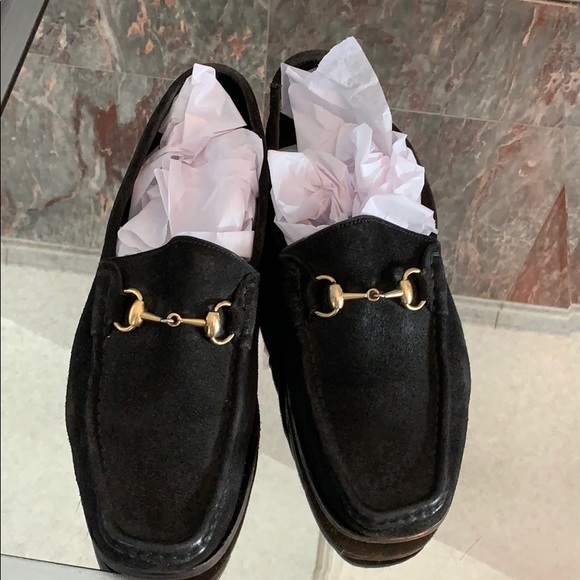 Gucci Other - Men’s Gucci suede black horsebit loafer